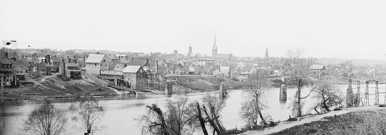 A photograph of wartime Fredericksburg